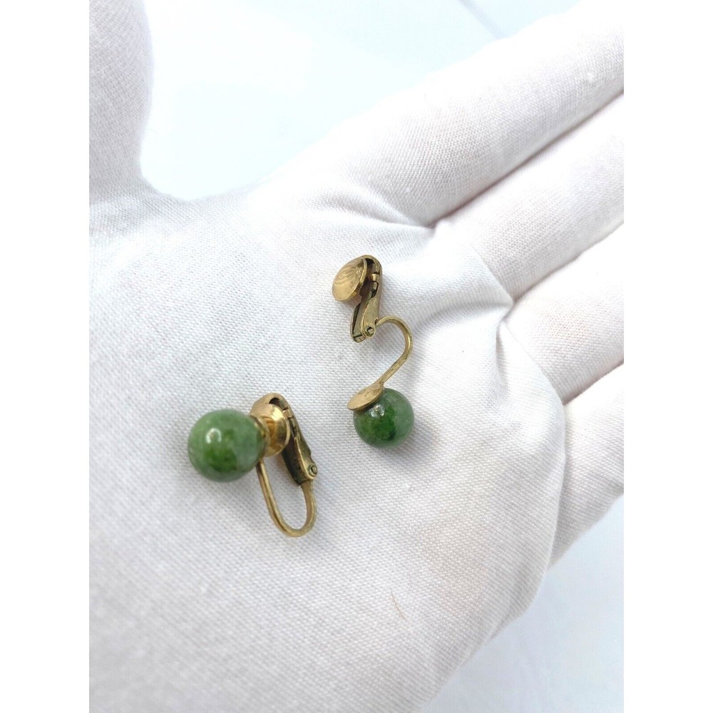 VINTAGE  Winard clip on Earring. 12K GOLD FILLED JADE
